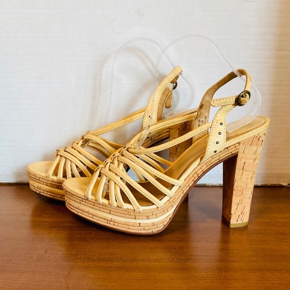 FRYE, Womens Tan Leather Sling back Sandals, 10. - Picture 5 of 7